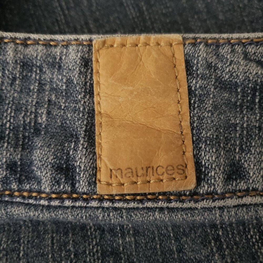 Maurices Womens Size 7/8 Jacie Flare Low. Rise Denim Blue Jeans - Picture 8 of 10